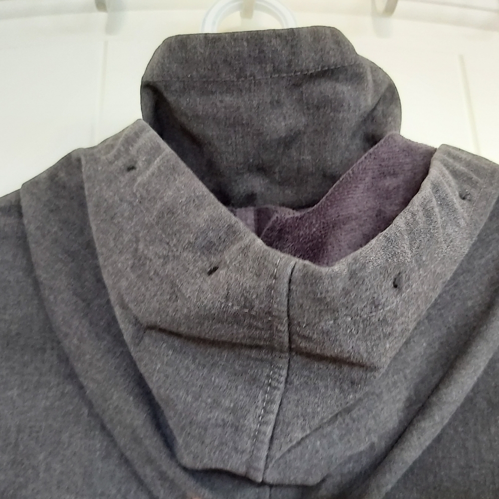 🆕️Bench Coat - Picture 8 of 10